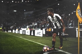 九游游戏中心下载-“神级”助攻盘点：本轮比赛的华丽互动，助攻集锦