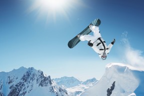 九游娱乐网站体验棒-绿色行动：联盟环保公益持续推进，绿色篮球走得更远，绿色行动的环保标语有哪些