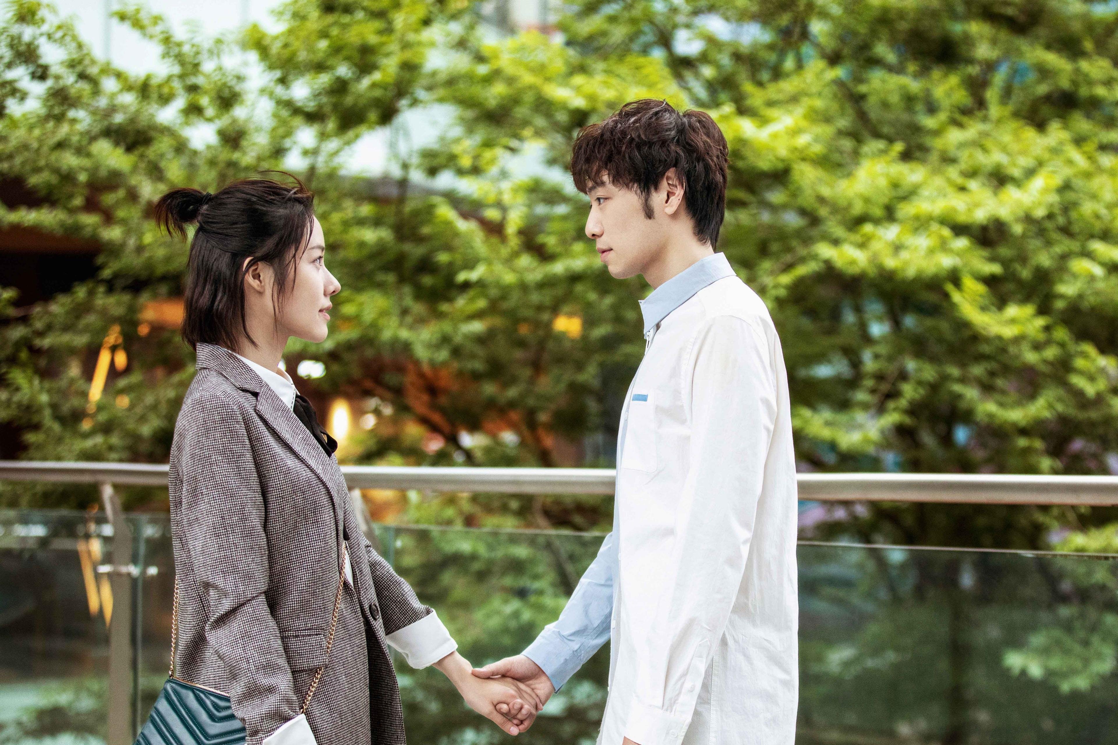 “逆风冲刺:车手在不利条件下的逆袭奇迹”,逆风车比赛视频