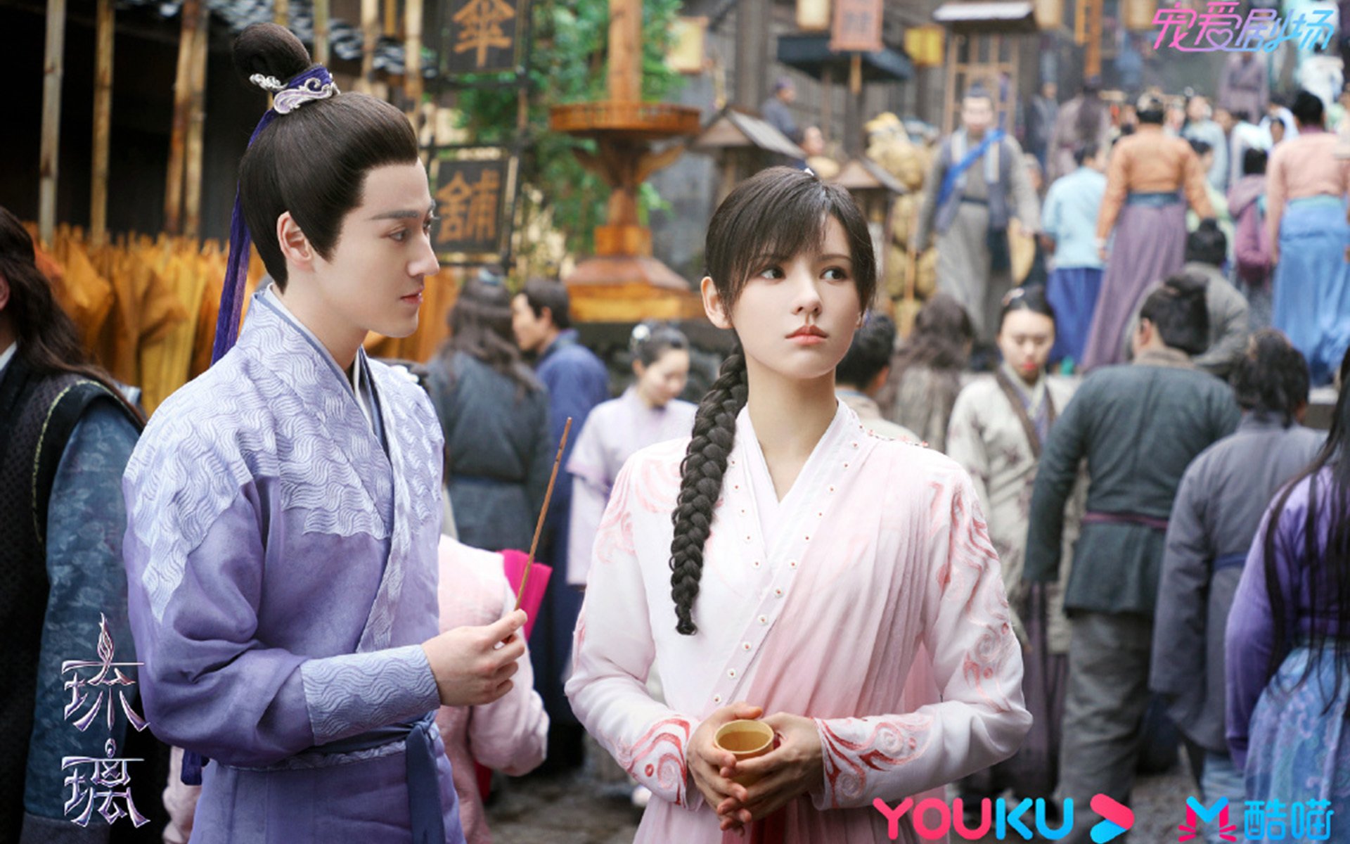 九游(jiuyou)官方网站-库里：站在篮球史的巅峰，“水花”震撼世界！，库里水花球鞋