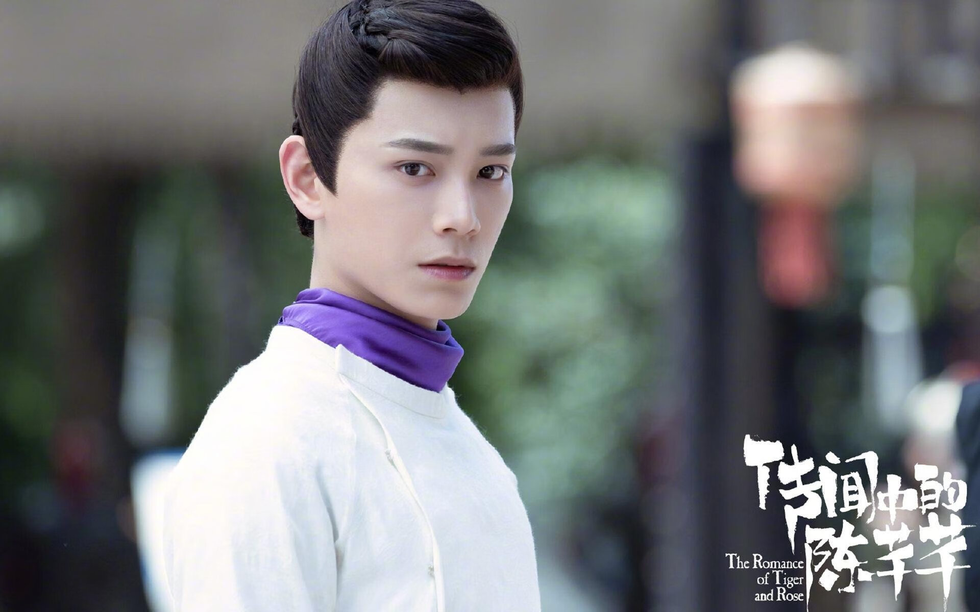 球场“固若金汤”防线:史上最难攻破的后防阵容!,防守时后卫防哪个位置