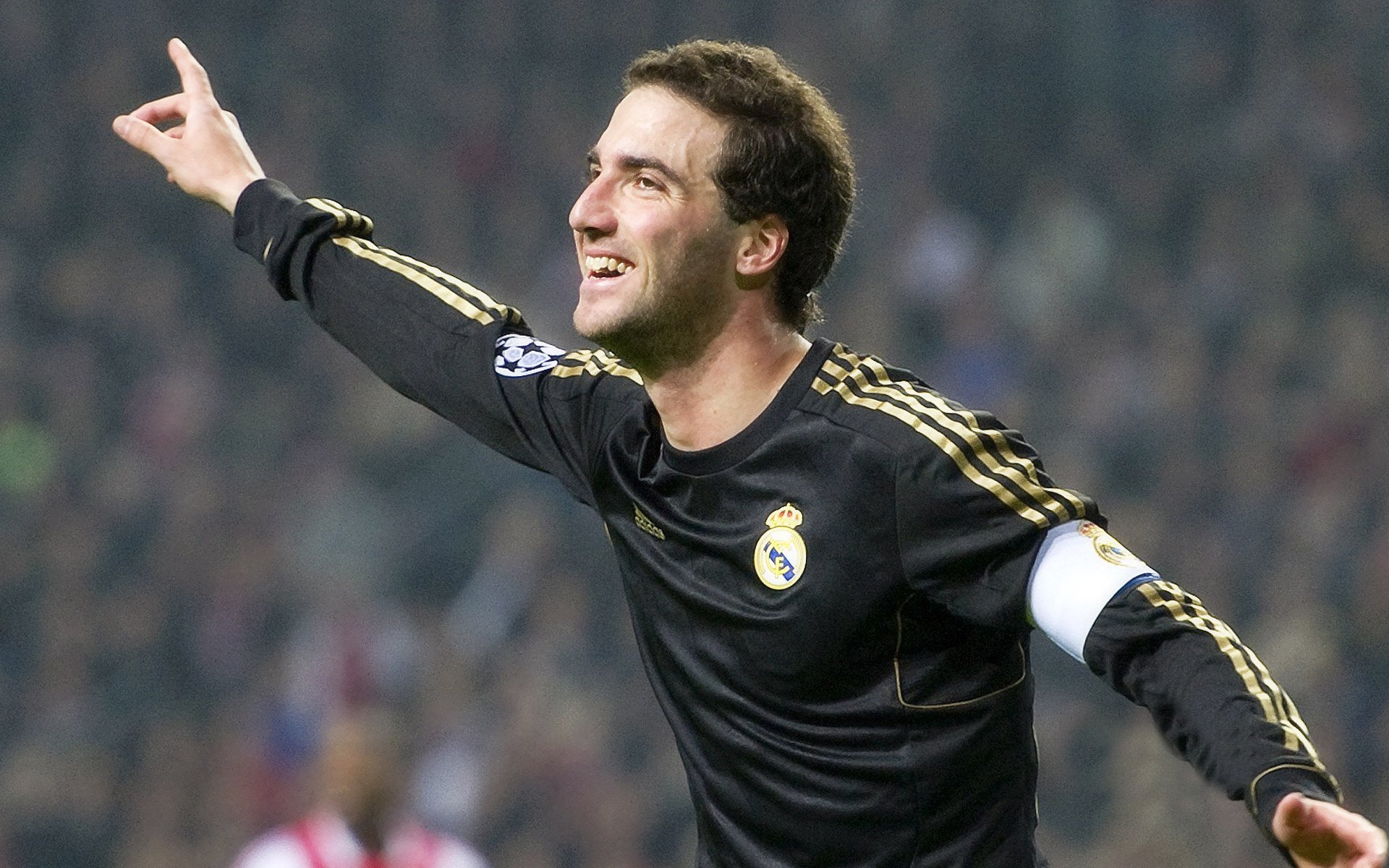 国际足球裁判引入大数据分析,判罚更科学有效,国际足球裁判排名